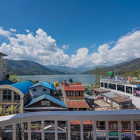Himalayan Glory Inn Pokhara Buitenkant foto