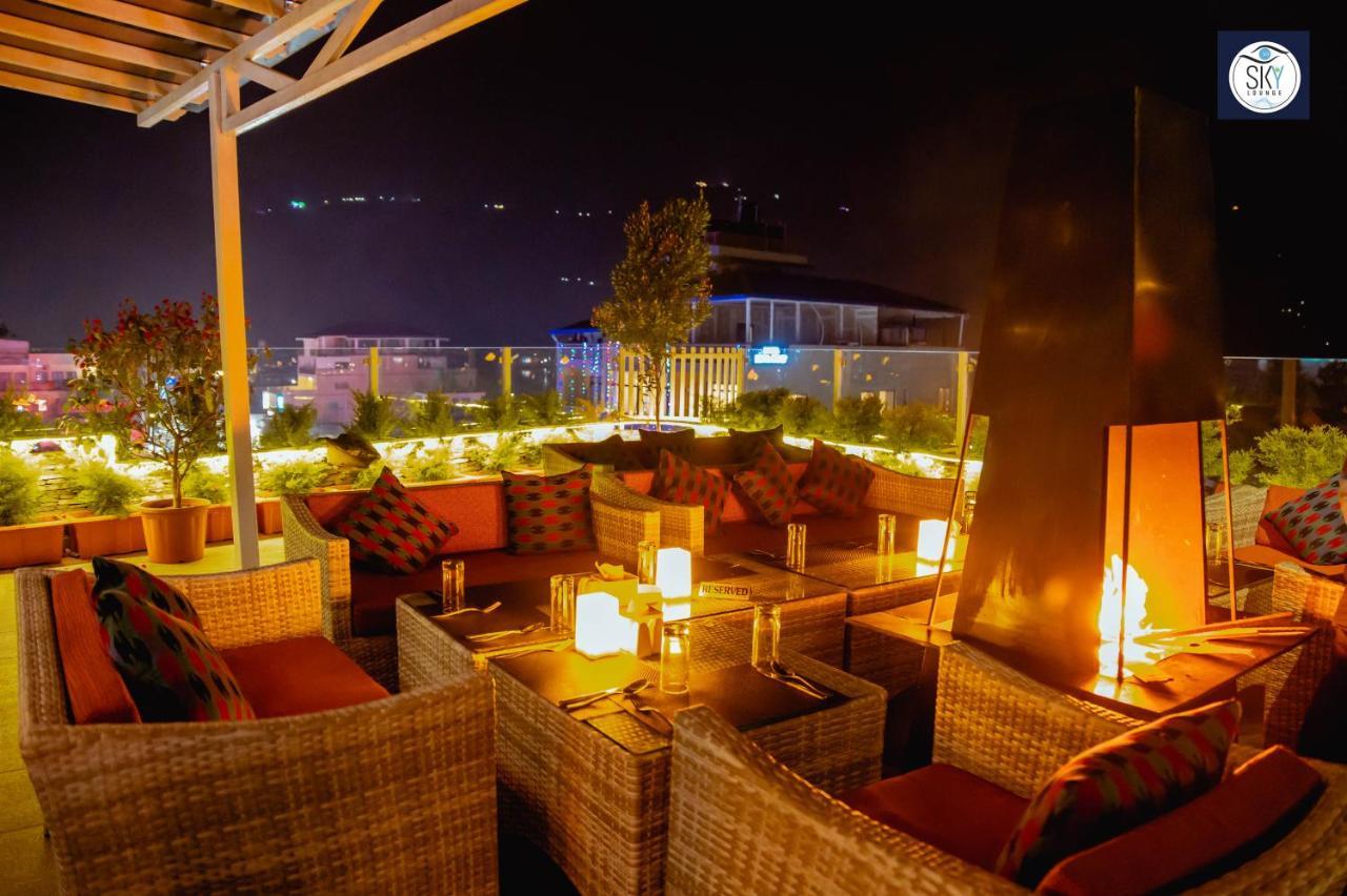 Himalayan Glory Inn Pokhara Buitenkant foto