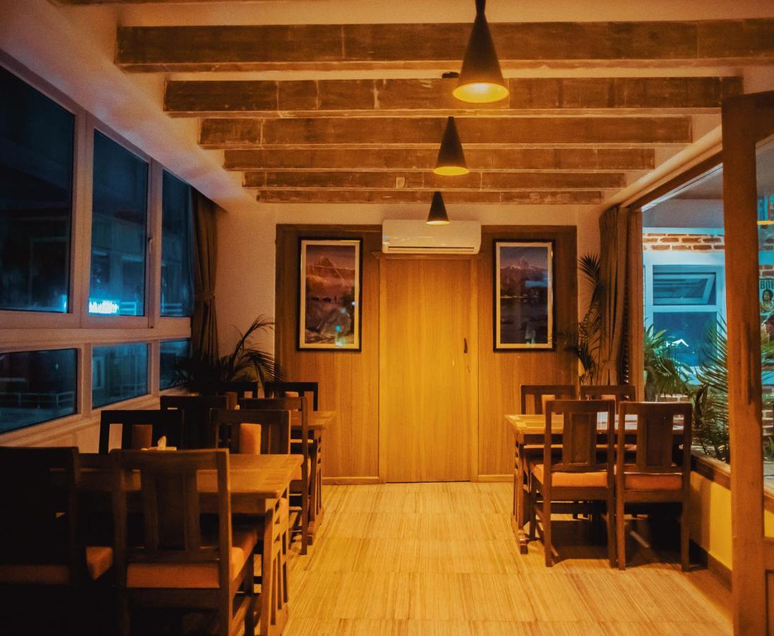 Himalayan Glory Inn Pokhara Buitenkant foto