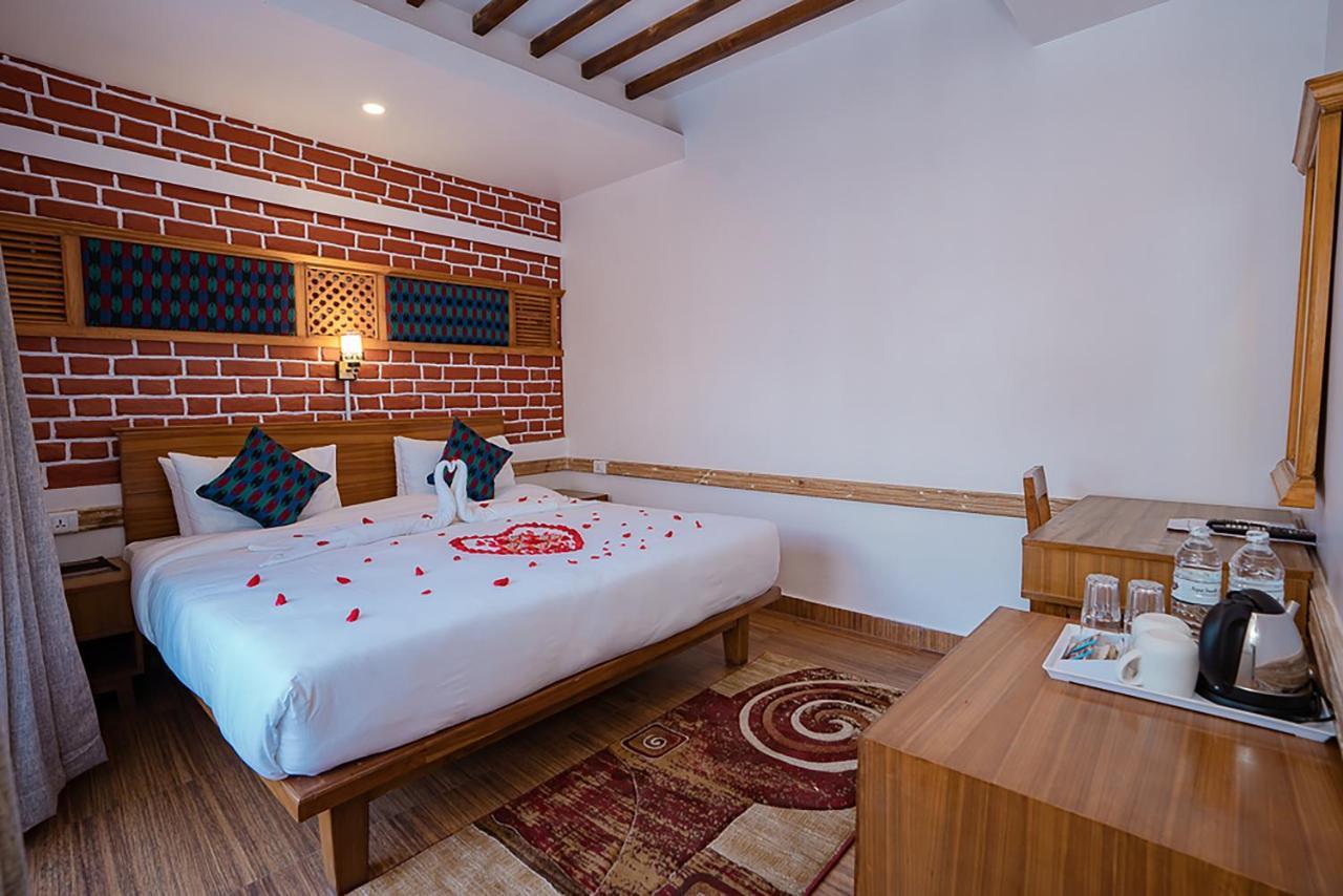 Himalayan Glory Inn Pokhara Buitenkant foto