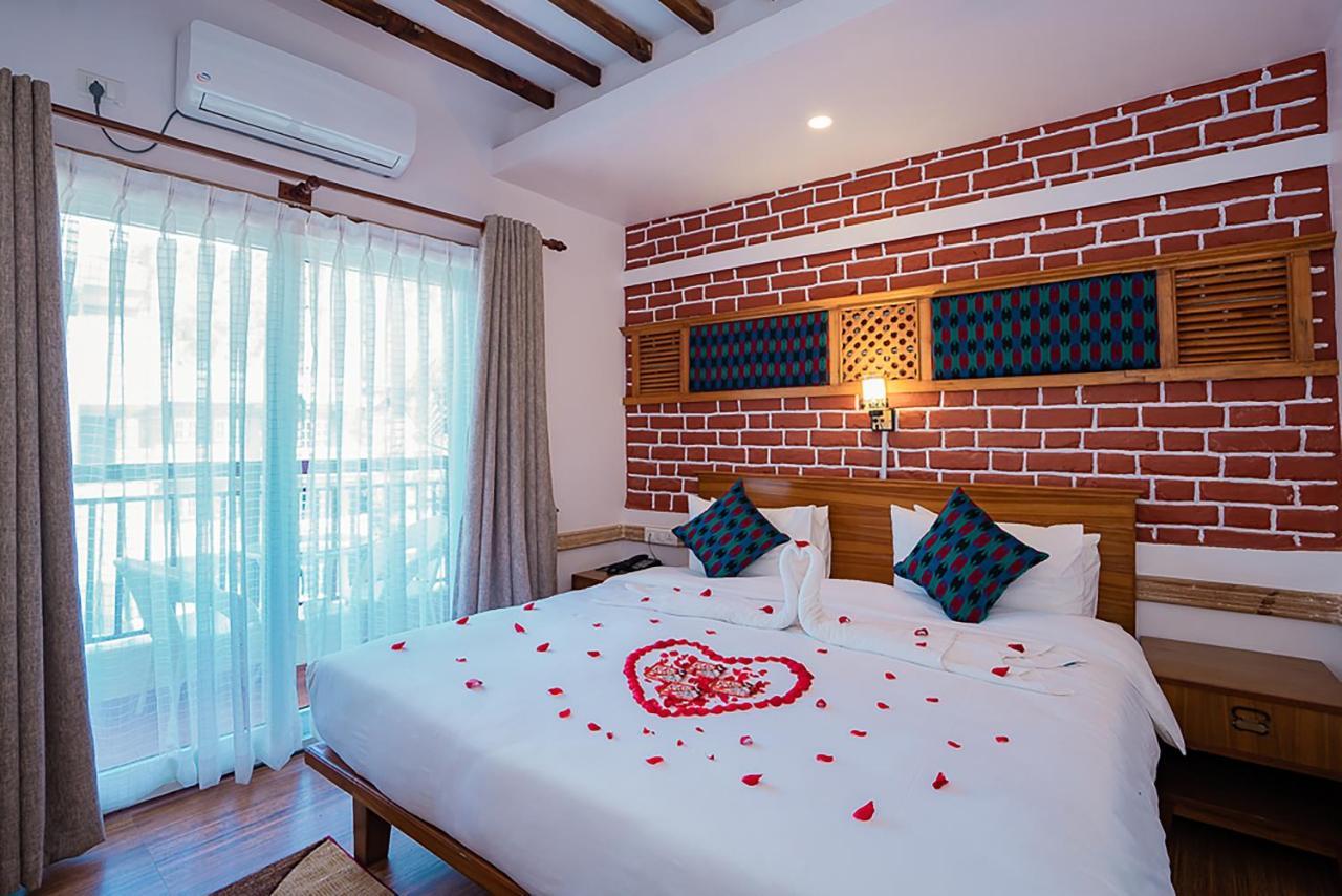 Himalayan Glory Inn Pokhara Buitenkant foto