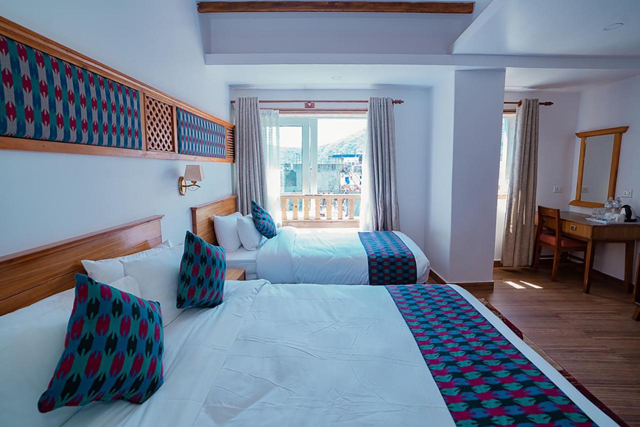 Himalayan Glory Inn Pokhara Buitenkant foto