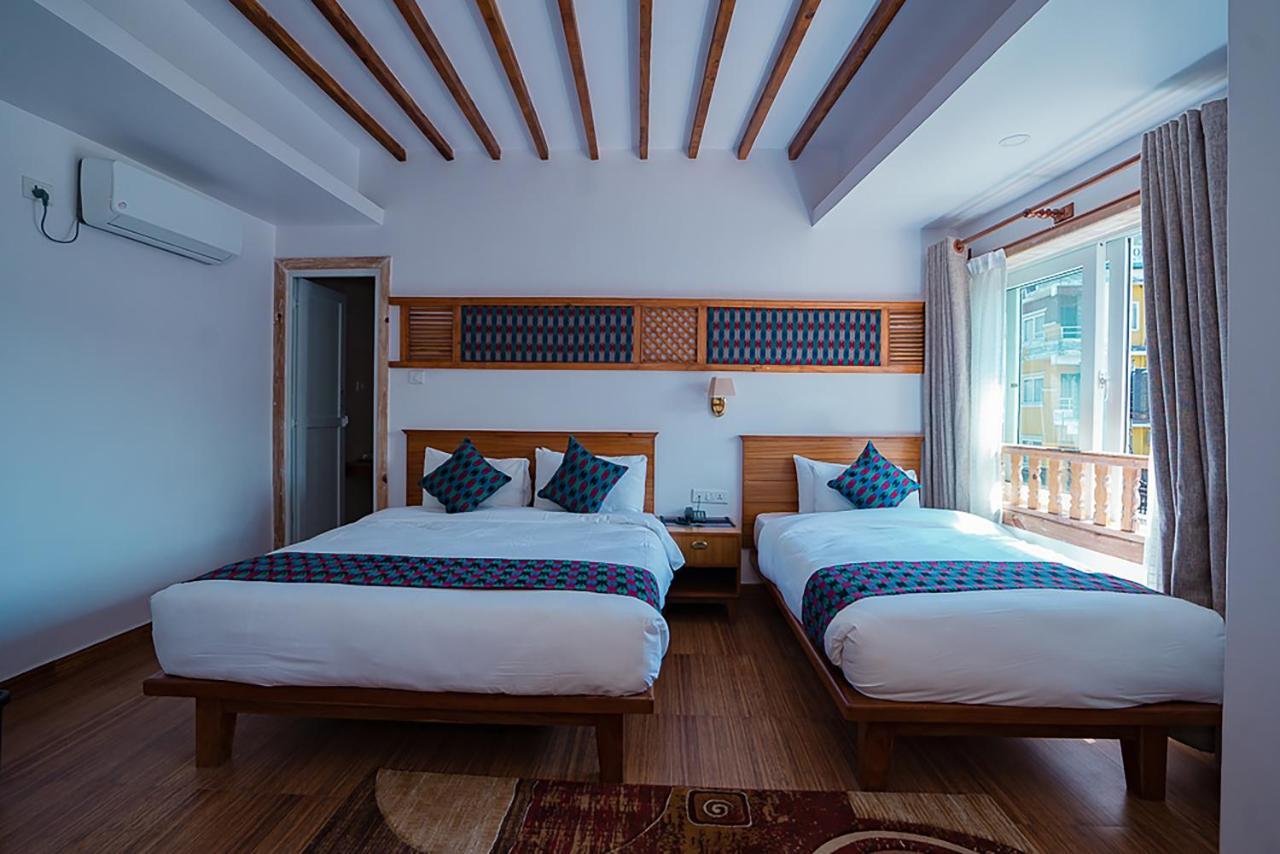 Himalayan Glory Inn Pokhara Buitenkant foto