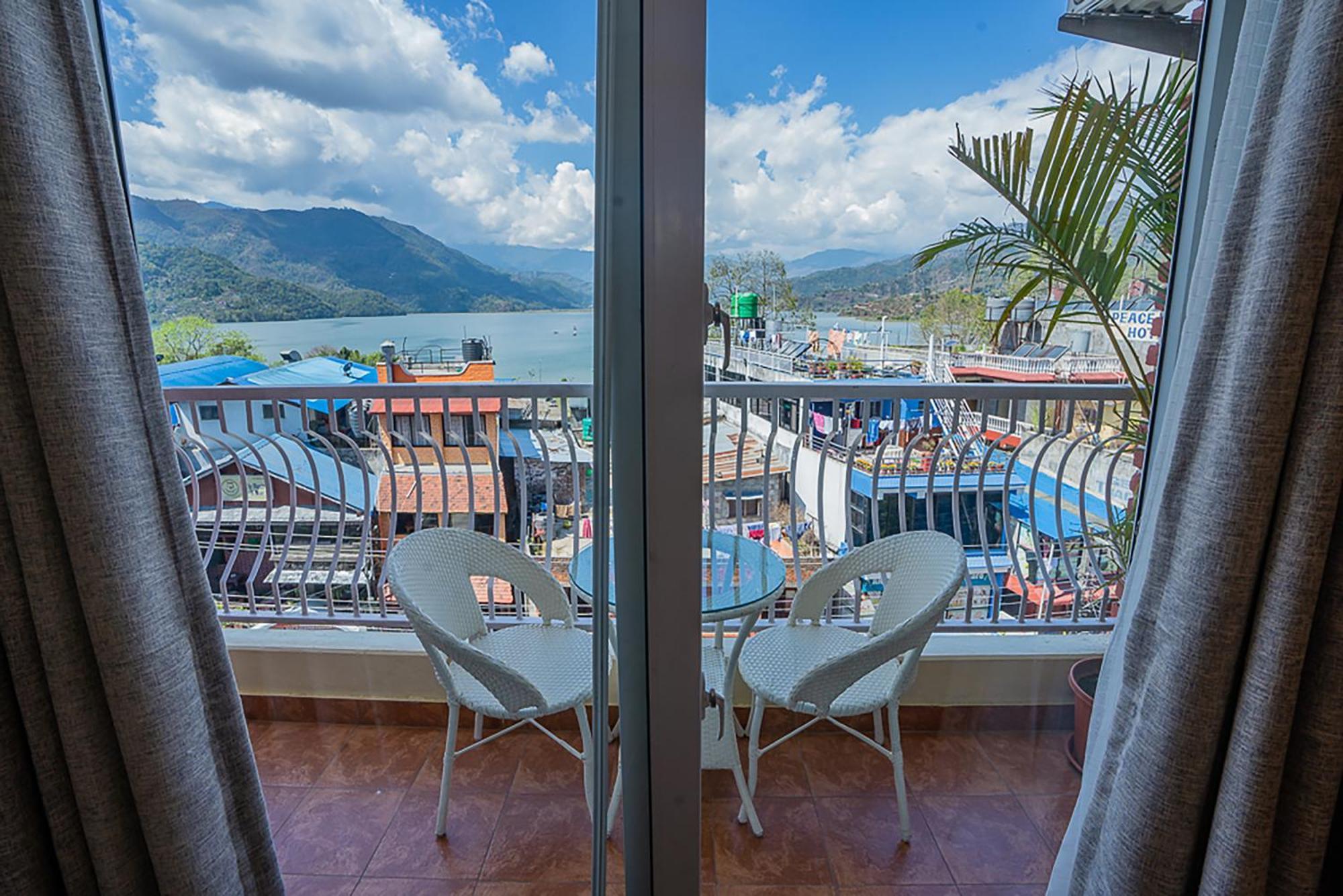 Himalayan Glory Inn Pokhara Buitenkant foto